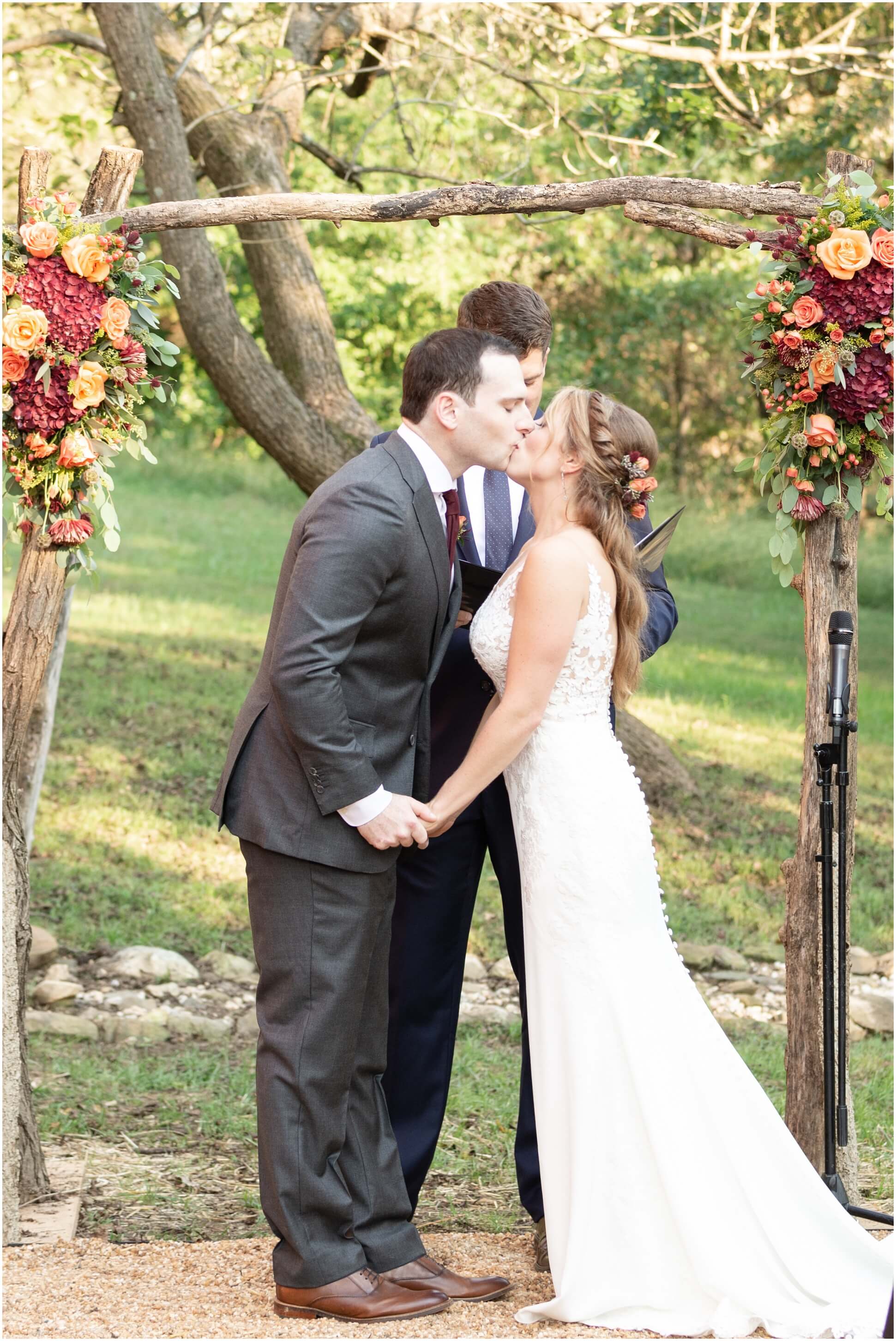 THE KISS AT THE CEREMONY