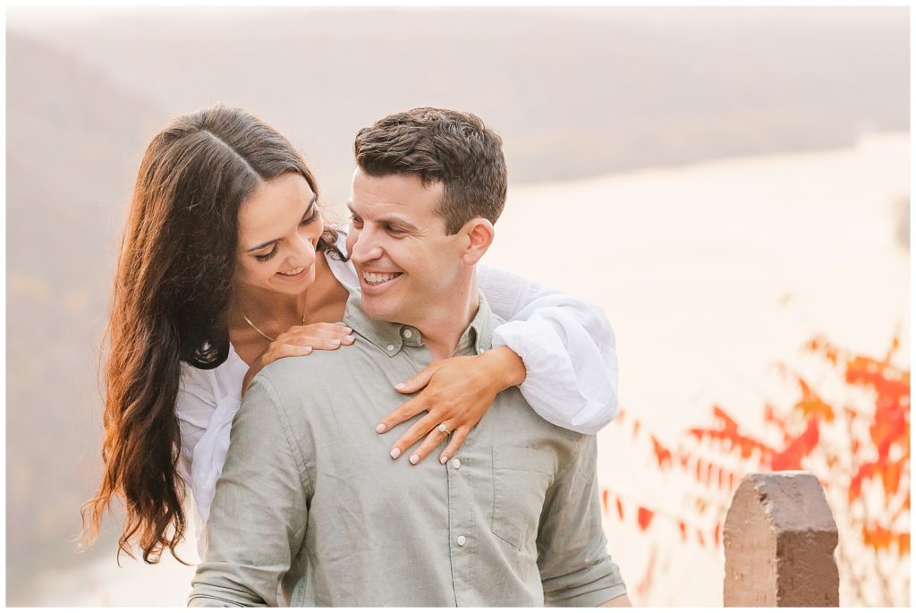 Pinnacle Overlook Engagement Session with Fall Leaves
